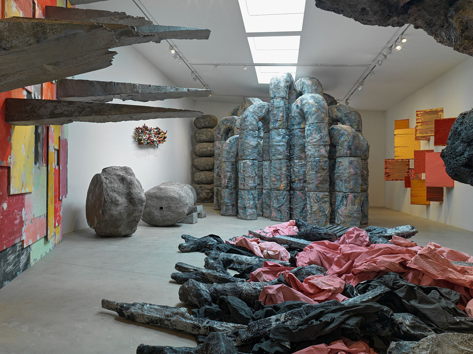 Phyllida Barlow at Hauser and Wirth